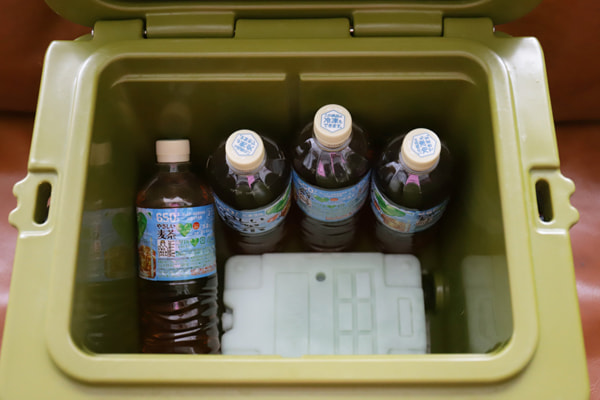 UNPLUGGED CAMP(アンプラグドキャンプ)クーラーボックス15QT