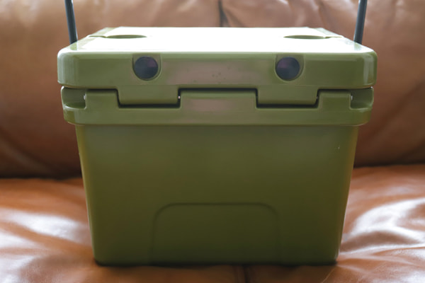 UNPLUGGED CAMP(アンプラグドキャンプ)クーラーボックス15QT