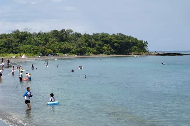 沖ノ島の磯、海水浴場 